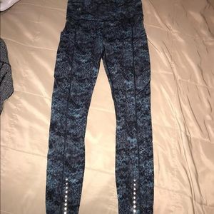 Lululemon Fast and Frees cropped leggings size 4